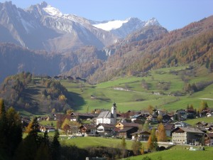 Idyllisches Alpendorf